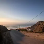 Hébergement de vacances 6pax Baby Friendly Near Dino Park&beaches São Bartolomeu