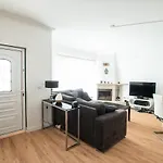 Hébergement de vacances 6pax Baby Friendly Near Dino Park&beaches São Bartolomeu