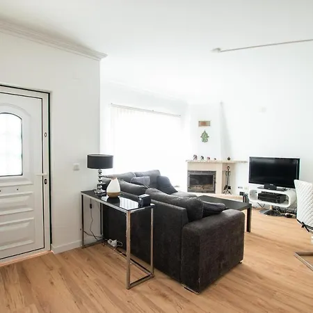 Tatil Evi 6pax Baby Friendly Near Dino Park&beaches São Bartolomeu