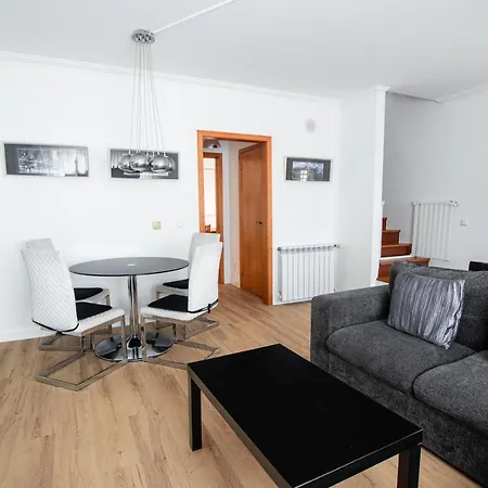 Prázdninový dům 6pax Baby Friendly Near Dino Park&beaches São Bartolomeu