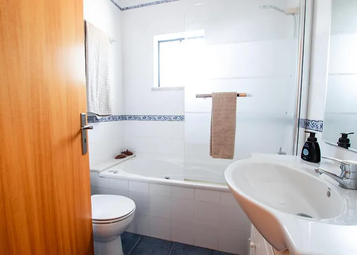 6pax Baby Friendly Near Dino Park&beaches São Bartolomeu